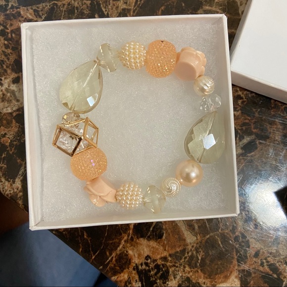 Handmade bracelets - Picture 2 of 4